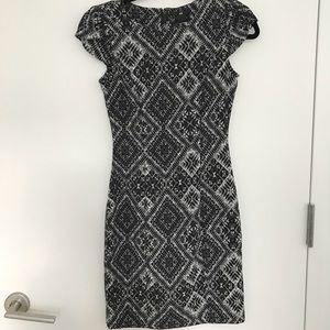 h&m geometric pattern dresss